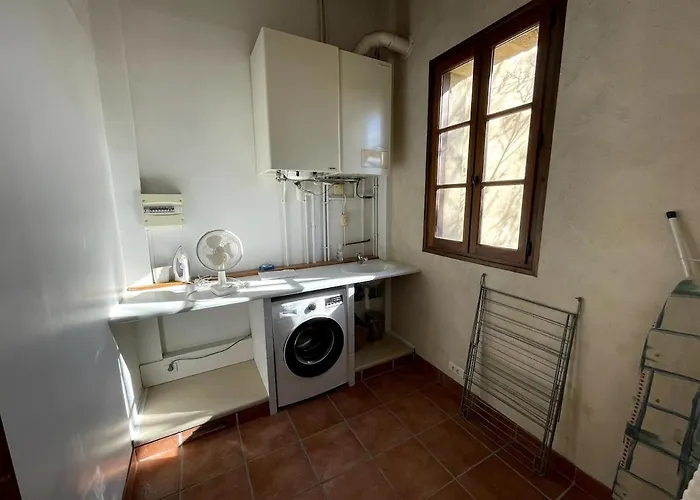 Dans Un Domaine Viticole, Entre Montpellier Et Sete, Proche De La בית נופש *